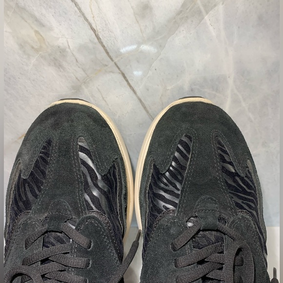 Zara black zebra print platform sneaker size 40|9 - Picture 3 of 7